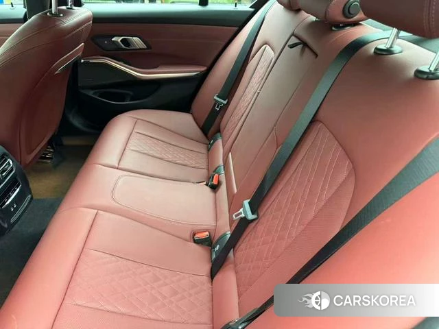 BMW 3 series id 3908392 из Китая 18