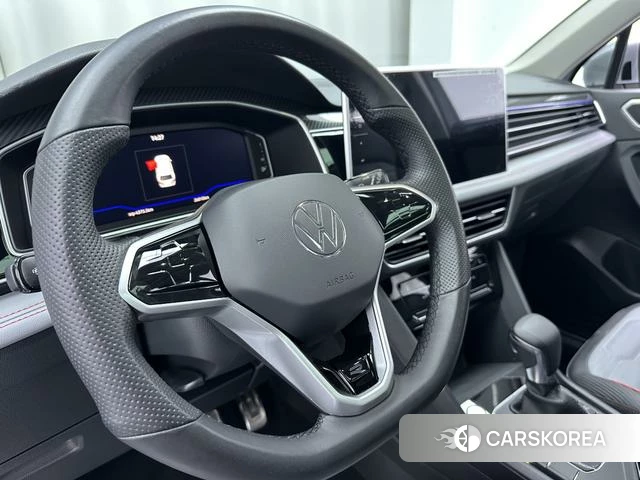 Volkswagen Tiguan L id 4278429 из Китая 24