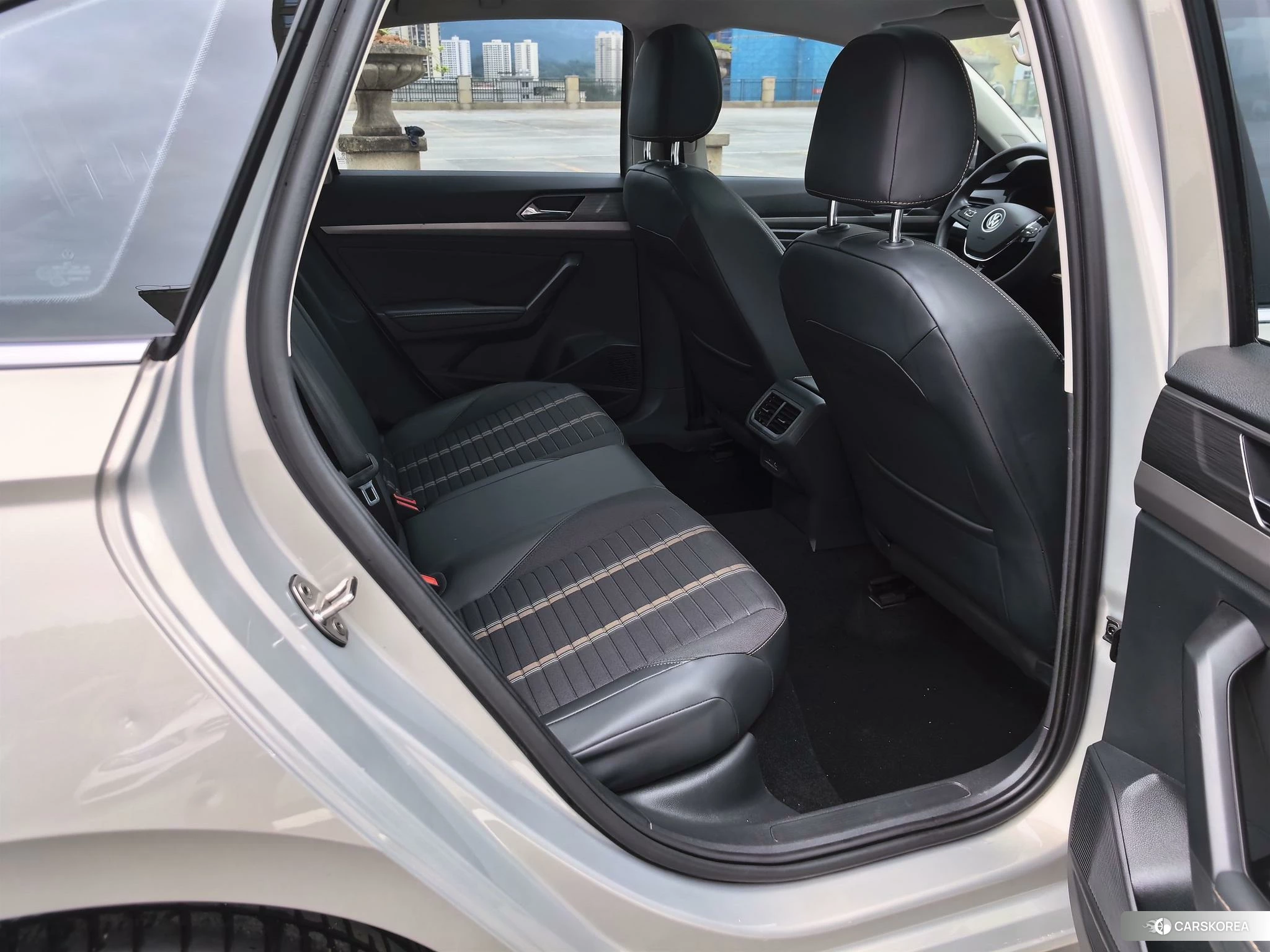 Volkswagen Lavida id 4512481 из Китая 13