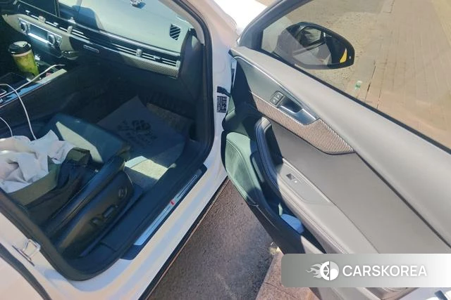 Audi A4L id 4299826 из Китая 17