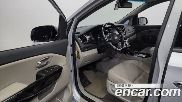 Kia The New Carnival id 2802561 из Кореи 20