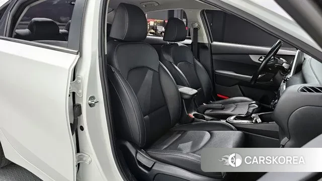 Kia Come New K3 id 3312985 из Кореи 20