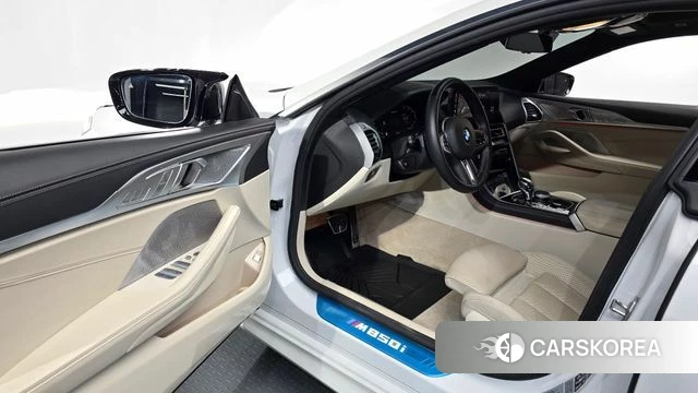 BMW 8 Series (G15) id 4493792 из Кореи 33