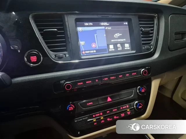 Kia The New Carnival id 3259375 из Кореи 16