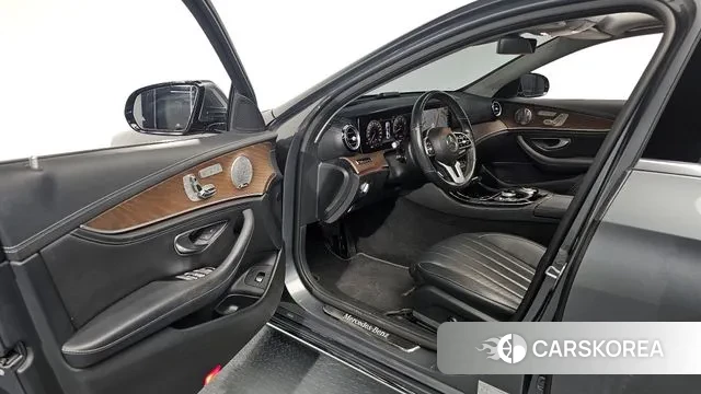 Mercedes-Benz E-Class W213 id 3598840 из Кореи 20