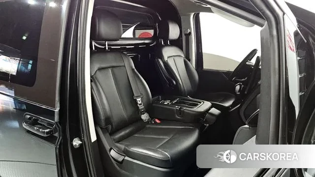 Hyundai Staria id 3664101 из Кореи 20