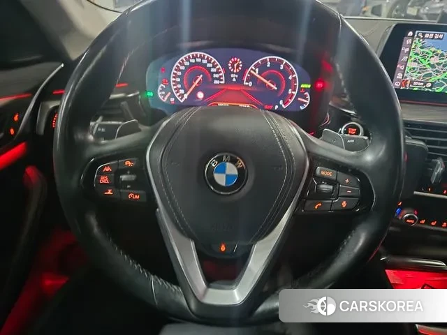 BMW 5 Series (G30) id 3449387 из Кореи 15