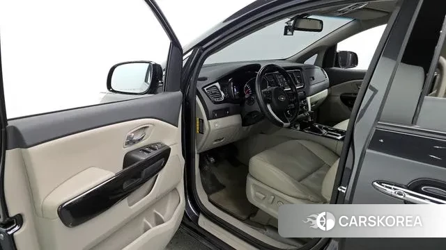 Kia The New Carnival id 3469898 из Кореи 20