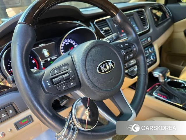 Kia The New Carnival id 4447923 из Кореи 20