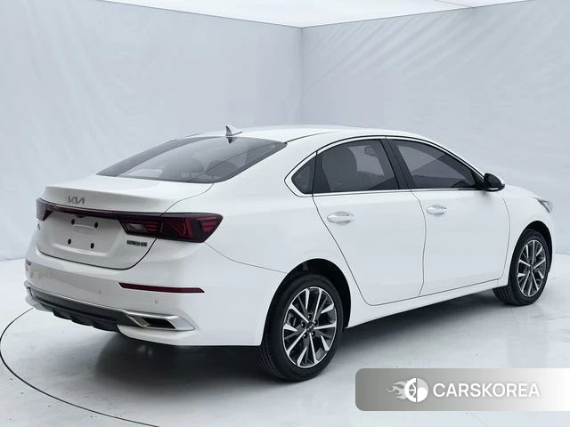 Kia K3 id 4313625 из Китая 24