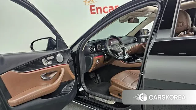 Mercedes-Benz E-Class W213 id 3145181 из Кореи 20
