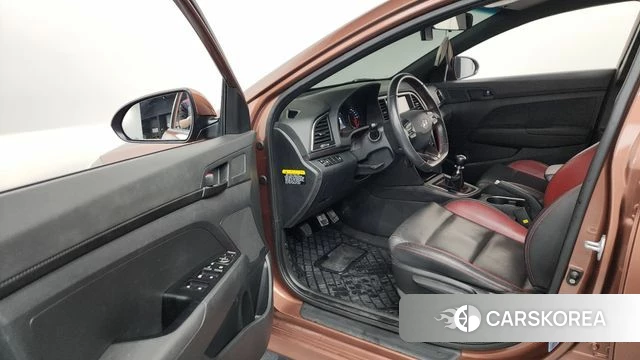 Hyundai Avante AD id 4448225 из Кореи 31