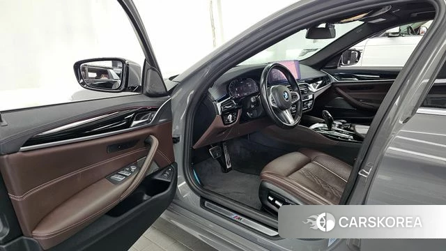 BMW 5 Series (G30) id 4759090 из Кореи 33