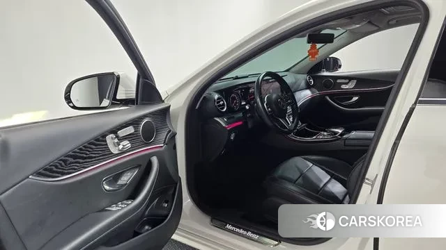 Mercedes-Benz E-Class W213 id 3525630 из Кореи 20