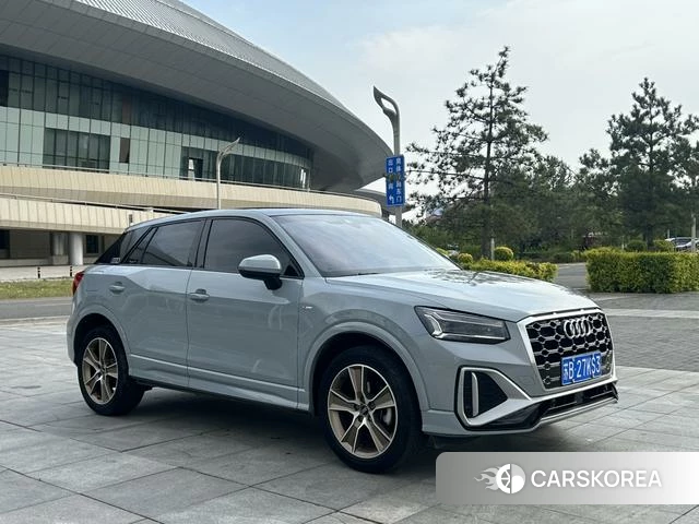 Audi Q2L id 4335823 из Китая 14