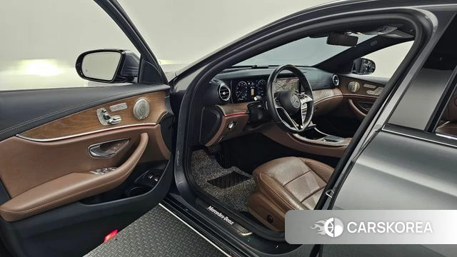 Mercedes-Benz E-Class W213 id 3884854 из Кореи 20