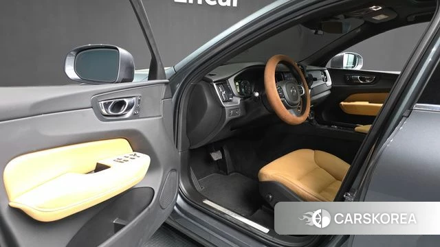 Volvo XC60 second Generation id 4397920 из Кореи 34
