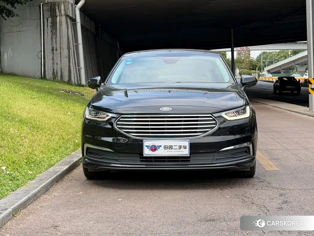 Ford Taurus id 4622757 из Китая 14