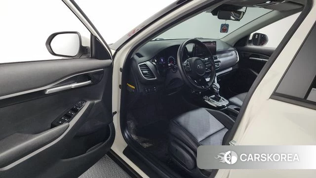 Kia Seltos id 4232429 из Кореи 31