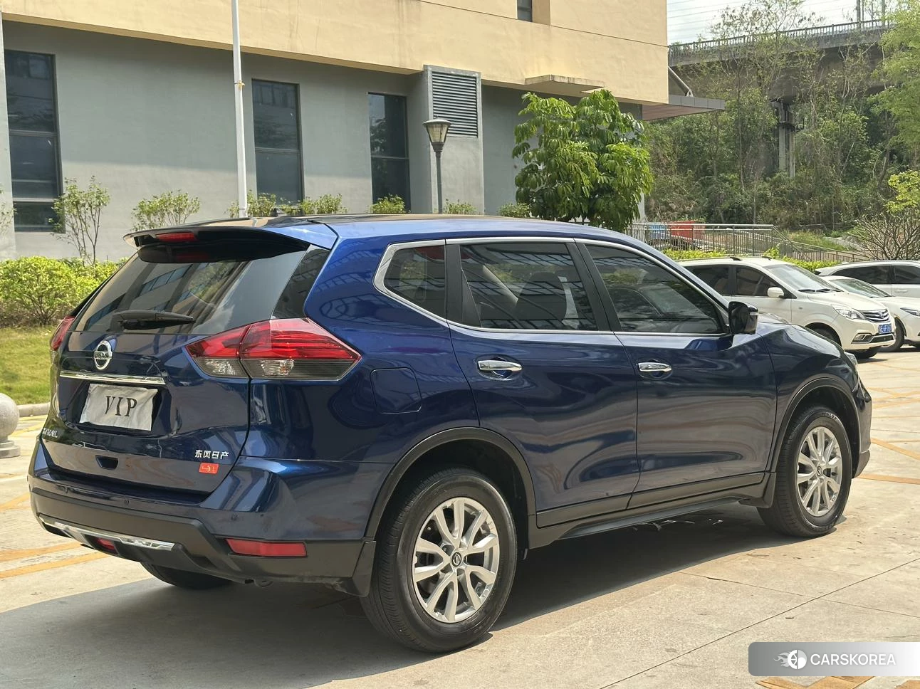 Nissan Qijun id 4455831 из Китая 12