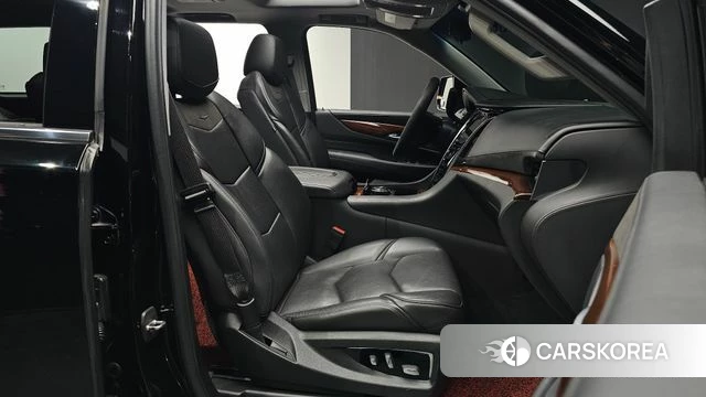 Cadillac Escalade id 4536848 из Кореи 33