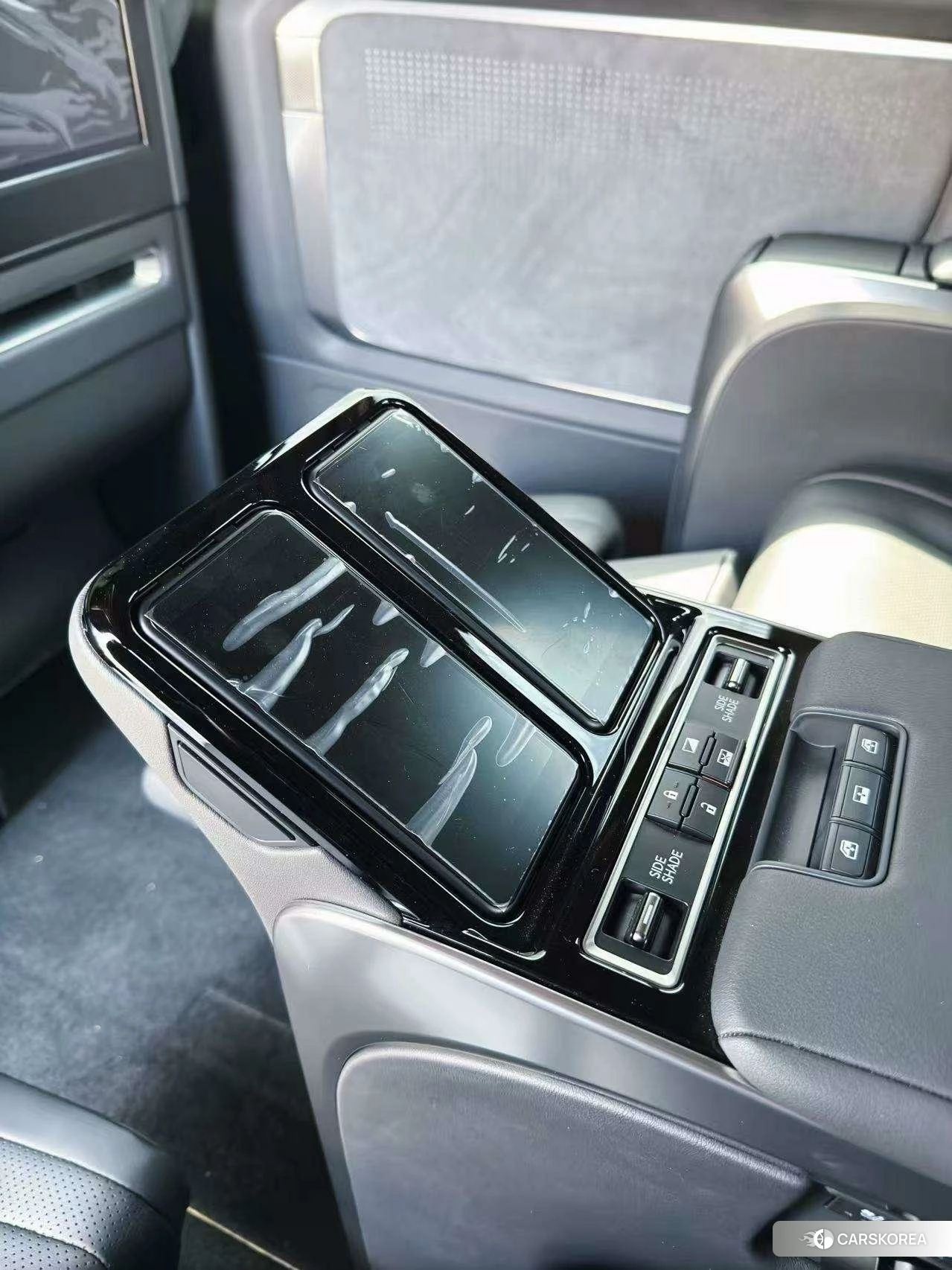 Lexus LM id 4455423 из Китая 10