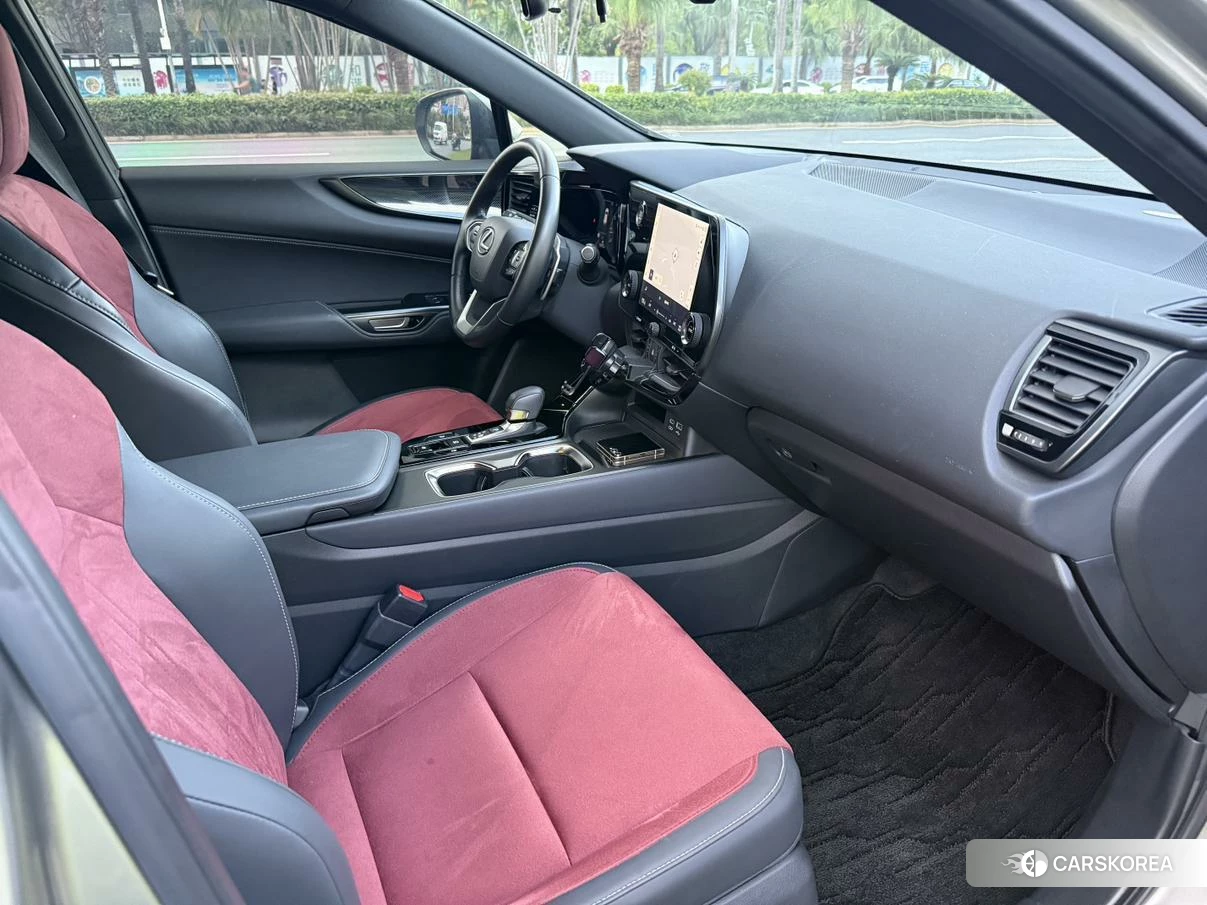 Lexus NX id 4421141 из Китая 14