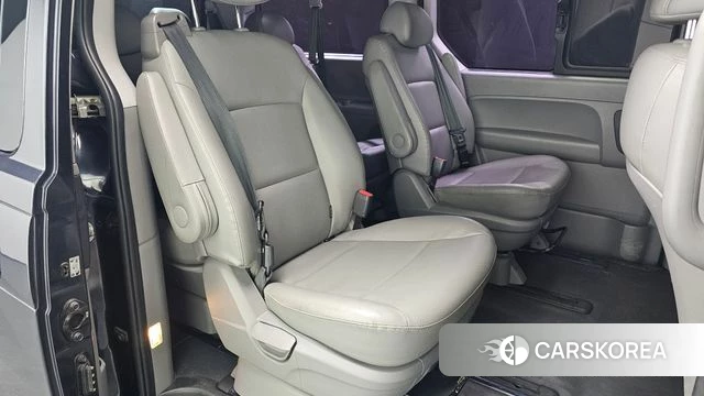 Hyundai The New Grand Starex id 4536546 из Кореи 30