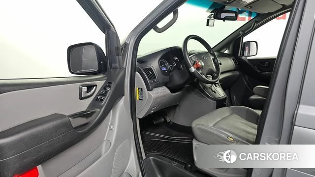 Hyundai The New Grand Starex id 4873344 из Кореи 30