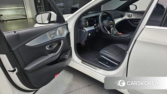 Mercedes-Benz E-Class W213 id 4636879 из Кореи 33