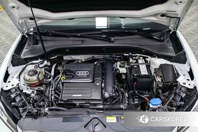 Audi Q2L id 4272751 из Китая 25