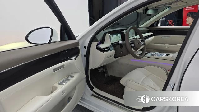 Genesis G90 (RS4) id 3825994 из Кореи 20