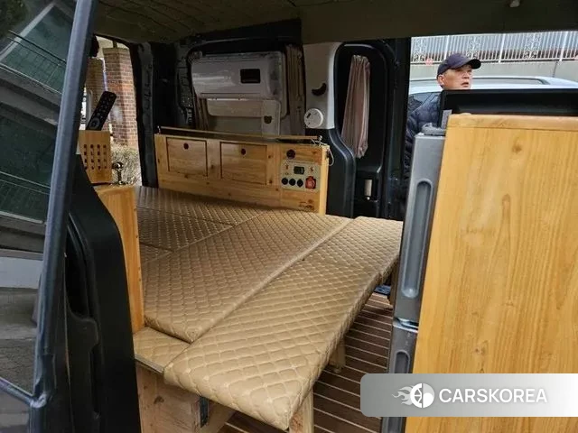 Hyundai Staria id 3650317 из Кореи 20