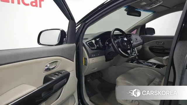 Kia All New Carnival id 4596463 из Кореи 20