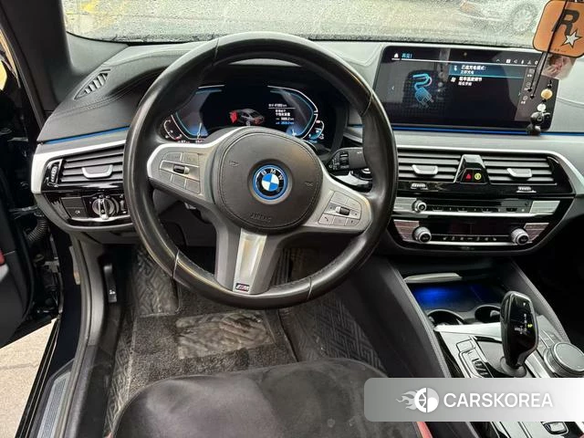 BMW 5 series PHEV id 4208805 из Китая 10