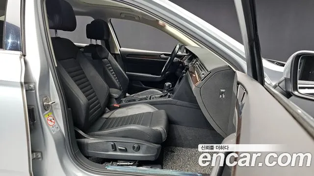 Volkswagen Passat GT (B8) id 2688379 из Кореи 20