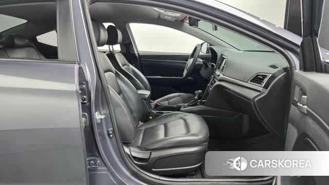 Hyundai Avante AD id 4310952 из Кореи 30