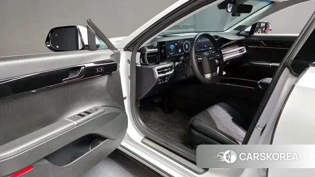 Hyundai Grandeur Hybrid (GN7) id 3272905 из Кореи 20