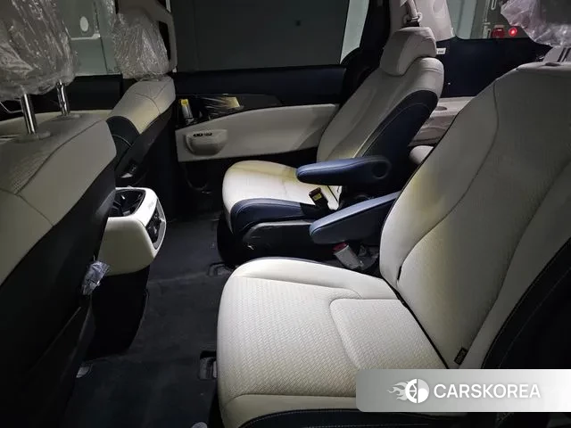 Kia The New Carnival 4th Generation id 3405126 из Кореи 19