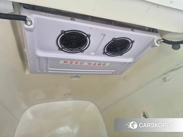 Hyundai The New Grand Starex id 4703368 из Кореи 11