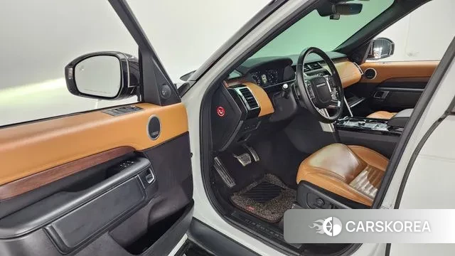 Land Rover Discovery 5 id 3742821 из Кореи 20