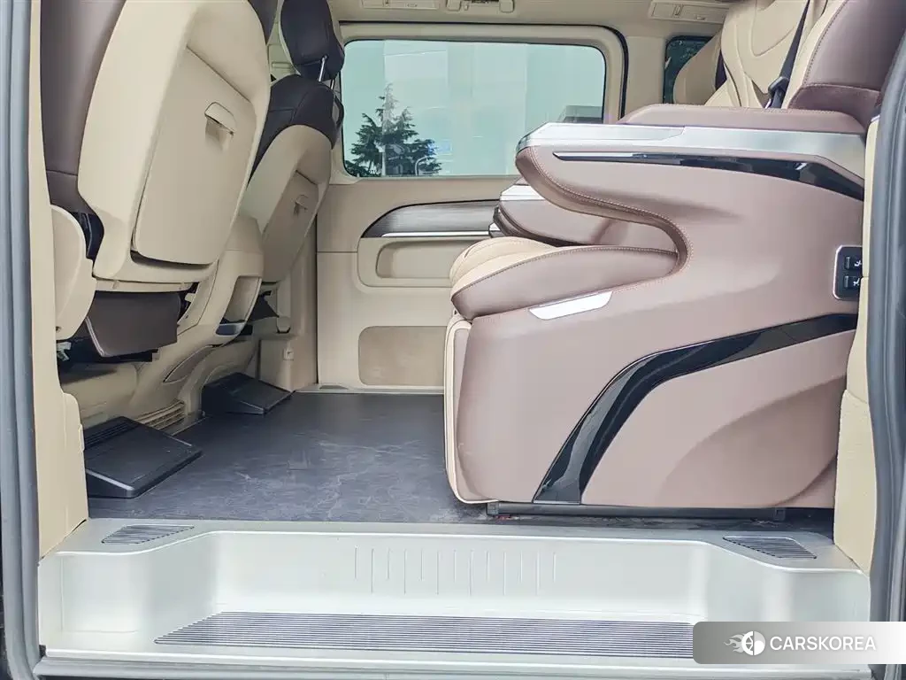 Mercedes-Benz V-Class id 4548158 из Китая 31