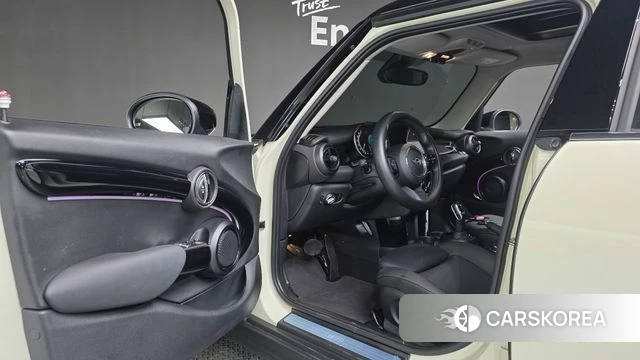 Mini Cooper id 4303555 из Кореи 33