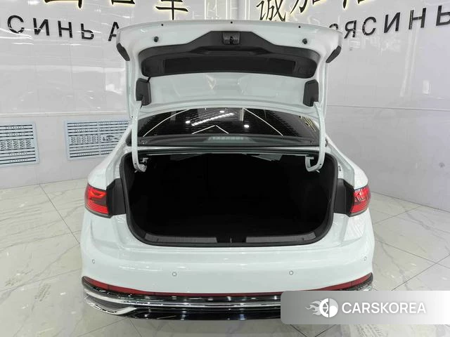 Volkswagen Sagitar id 4313354 из Китая 21