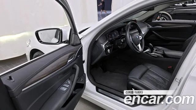 BMW 5 Series (G30) id 2920788 из Кореи 20