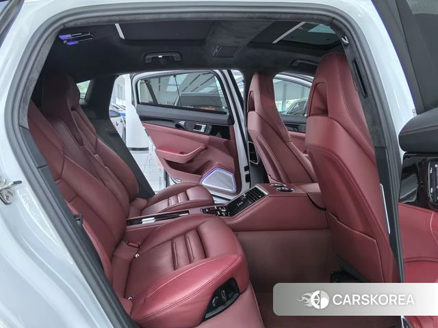 Porsche Panamera id 3908620 из Китая 16