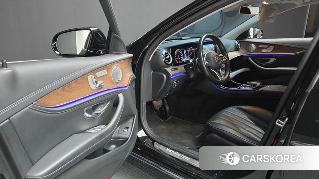 Mercedes-Benz E-Class W213 id 3916563 из Кореи 20