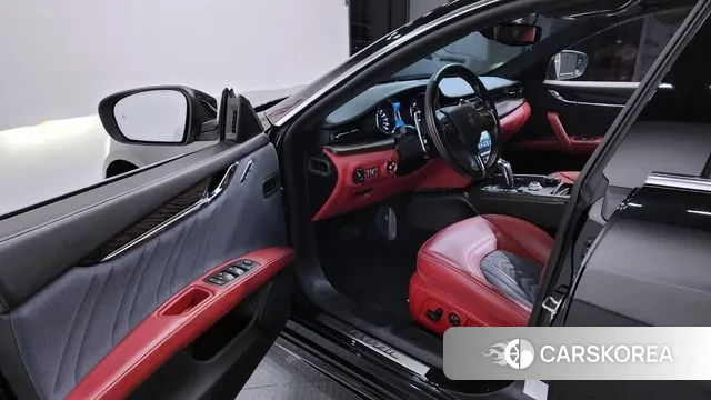 Maserati Quattroporte id 2375140 из Кореи 20