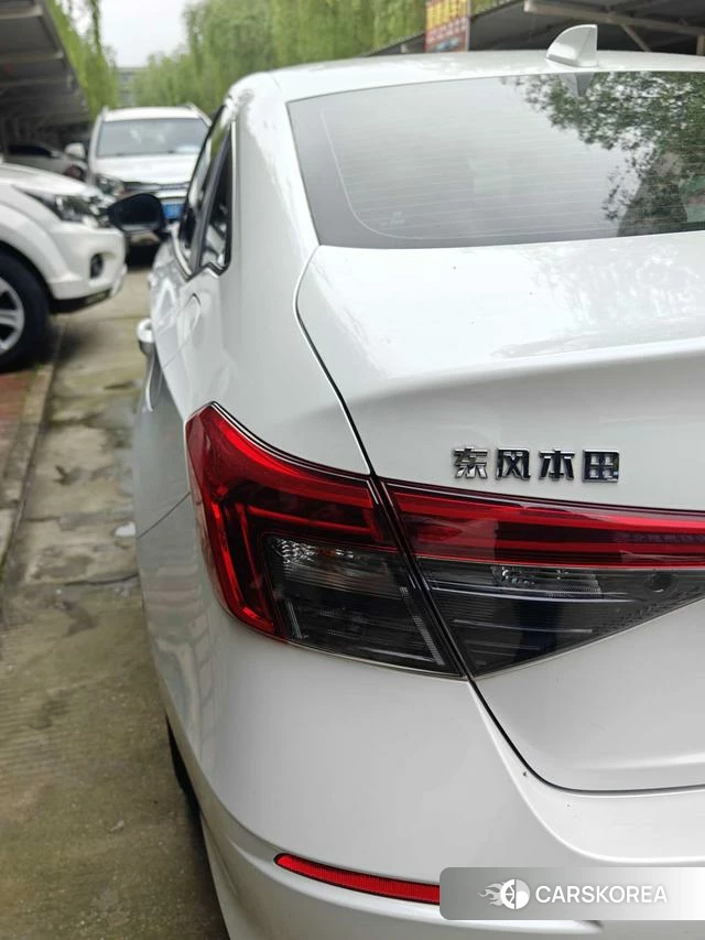 Honda Civic id 4265033 из Китая 16
