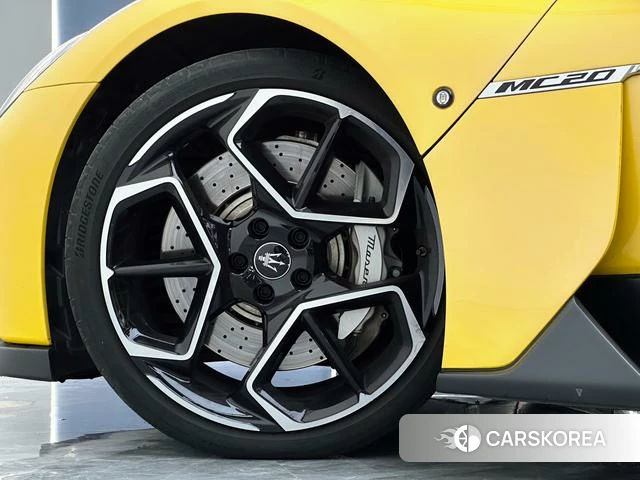 Maserati MC20 id 4239270 из Китая 30